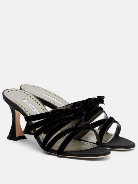Manolo Blahnik Clementel 70 velvet mules