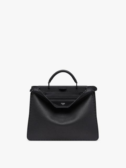 FENDI Peekaboo Iseeu Medium