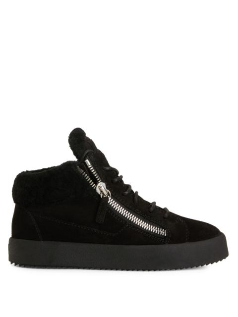 Giuseppe Zanotti Kriss