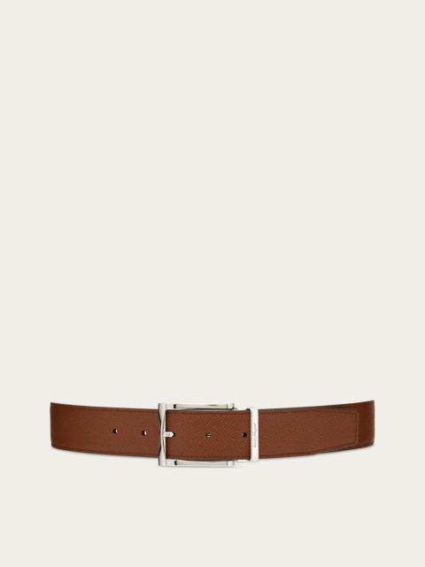 Reversible and adjustable belt with rectangular buckle