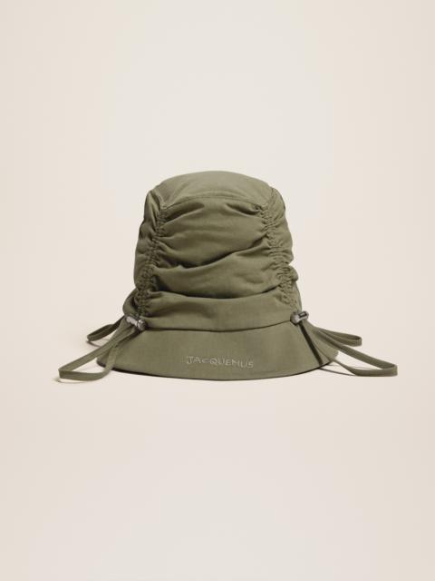 JACQUEMUS Le bob Lacos