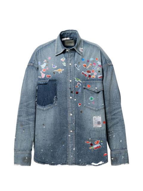 Maison MIHARAYASUHIRO sticker-print denim shirt
