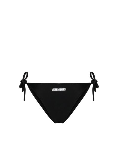 VETEMENTS logo-print tied bikini bottom
