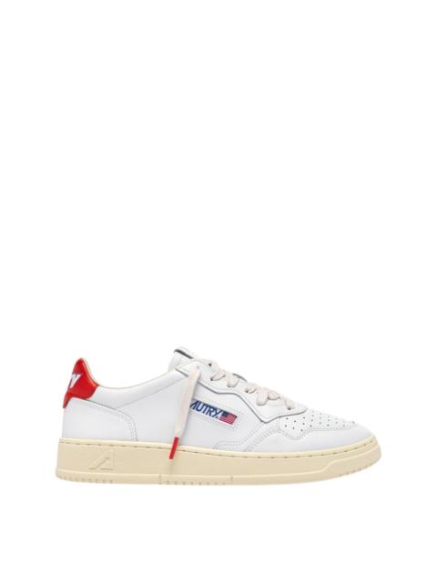 Medalist Low sneakers