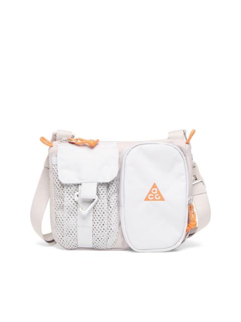 Nike 3L ACG Daymax crossbody bag