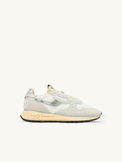 AUTRY REELWIND SUPER VINTAGE SNEAKERS IN WHITE AND SILVER SUEDE AND NYLON