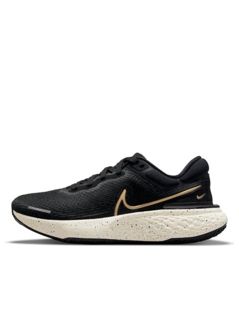 (WMNS) Nike ZoomX Invincible Run Flyknit 'Black Metallic Gold' CT2229-004