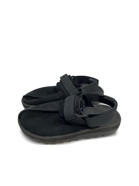 Reebok leather flat sandals