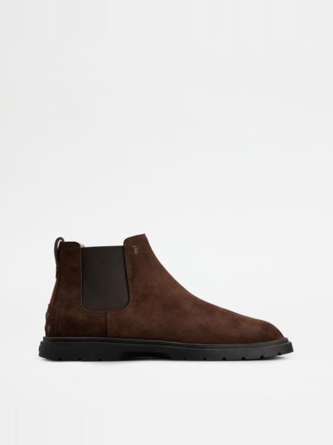 Tod's CHELSEA BOOTS IN SUEDE - BROWN