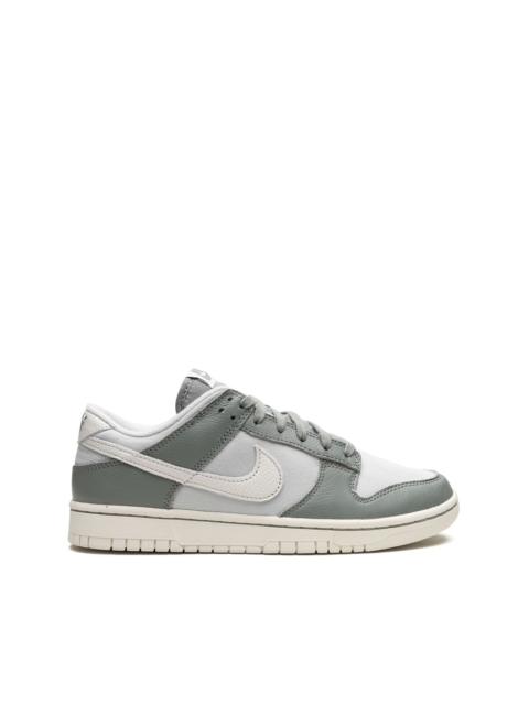 Dunk Low Retro PRM "Mica Green" sneakers