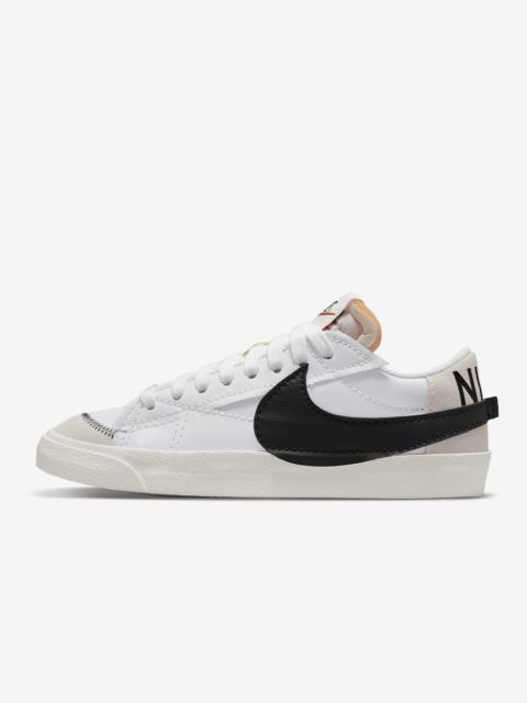 Nike Men's Blazer Low '77 Jumbo Shoes