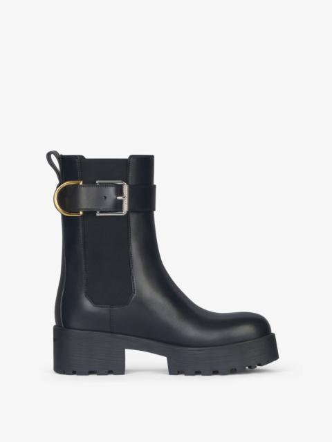 Givenchy VOYOU CHELSEA BOOTS IN LEATHER