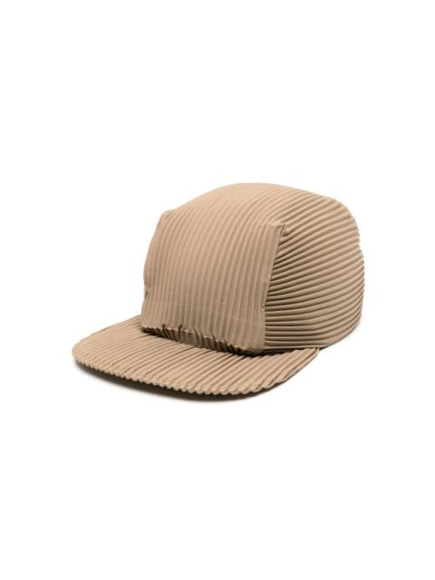 SS24 PLEATS CAP - LIGHT MOCHA BROWN