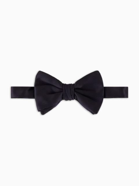 Pure silk knotted bow tie