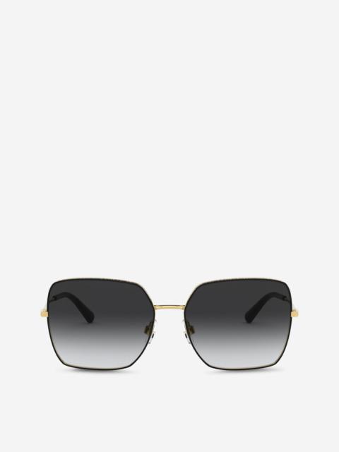 Slim sunglasses