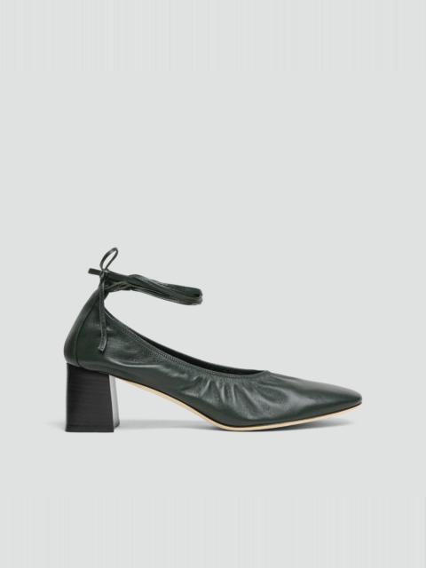Theory Ruched Pump in Smooth Leather