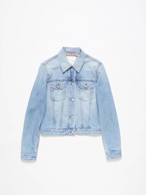Denim jacket - Fitted fit - Light blue