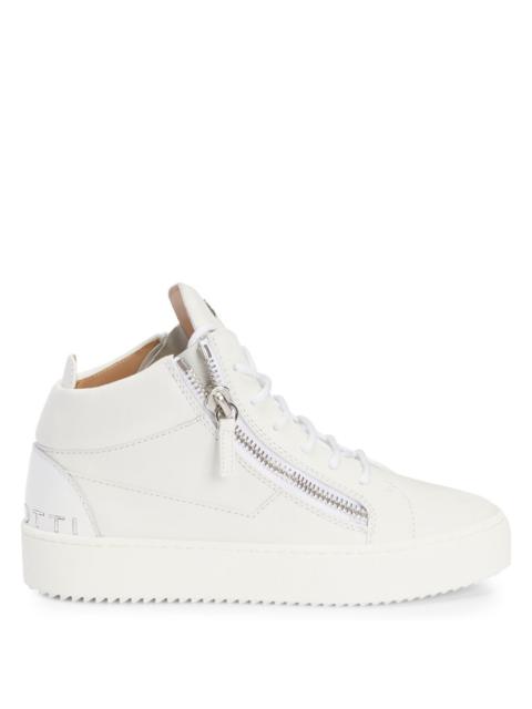 Giuseppe Zanotti Kriss