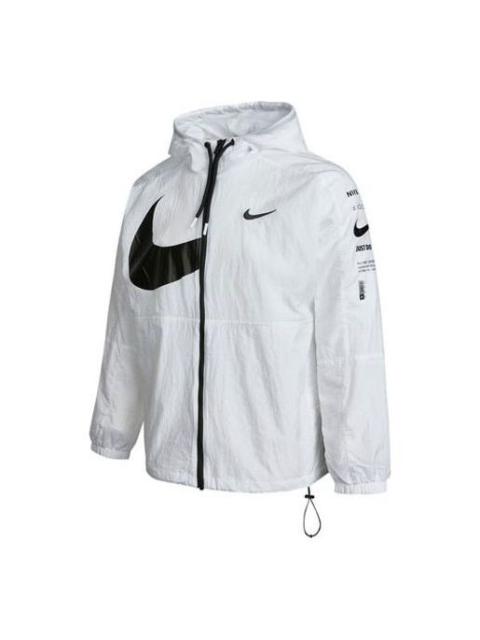 Nike 나이키 남자의 소우 로고는 바람 증거 재킷 백색 DJ8038-100를 인쇄했습니다