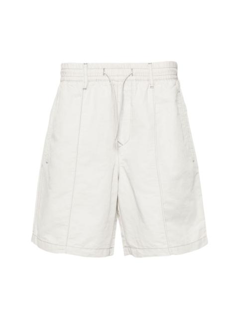 logo-plaque straight-leg shorts