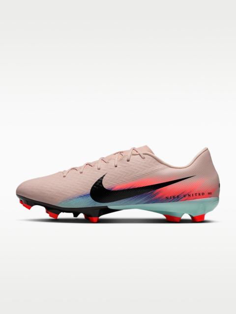 Nike Nike United Mercurial Vapor 16 Academy Multi-Ground Low-Top Soccer Cleats
