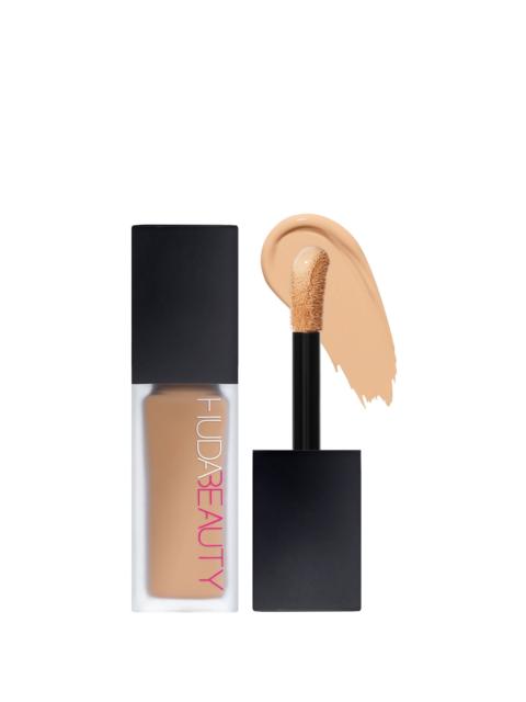 Huda Beauty Huda Beauty #Fauxfilter Luminous Matte Liquid Concealer - 4.3 Cookie Dough