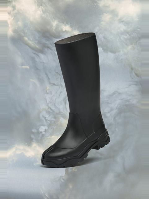 Tabi rubber boots