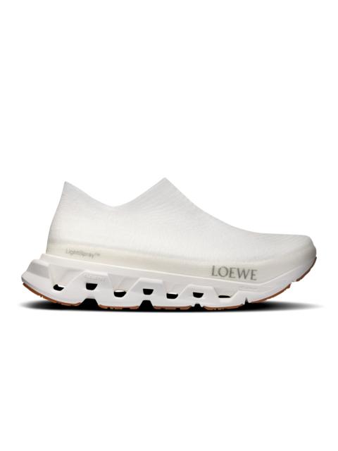 On LightSpray Cloudmonster LOEWE