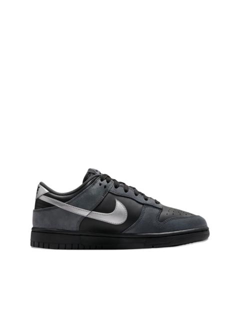 Nike Dunk "Anthracite / Metallic Silver" sneakers