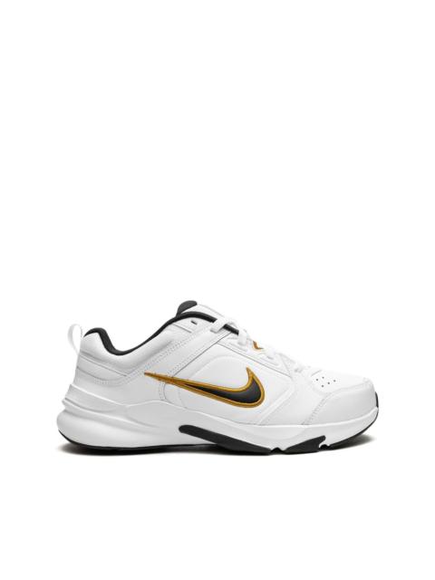 Nike Defy All Day 4E sneakers
