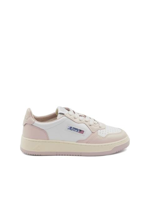 Medalist trainers