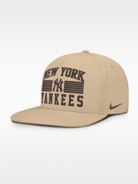 Nike New York Yankees Pro Men's Nike AeroBill MLB Adjustable Hat