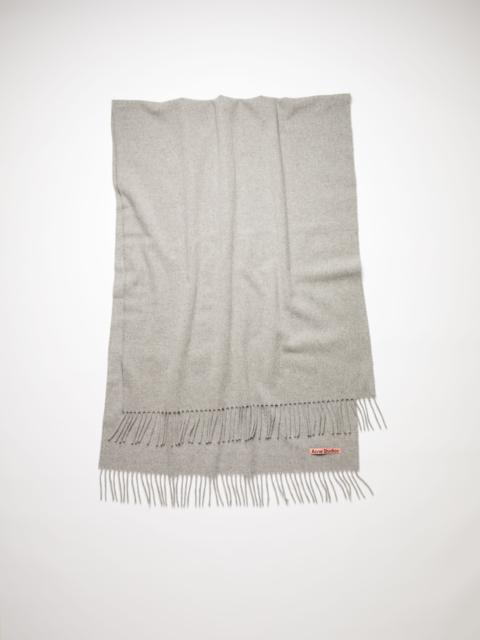 Acne Studios Fringe wool scarf - oversized - Light Grey Melange