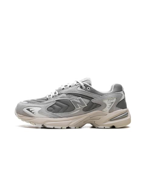 New Balance 725 "LIGHT GREY" ML725AA