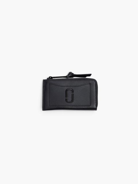 Marc Jacobs THE SLIM 84 CROC-EMBOSSED TOP ZIP WRISTLET | REVERSIBLE