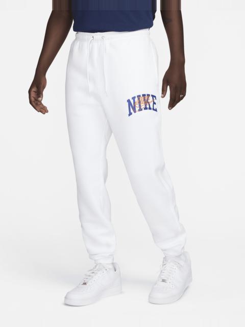 Nike Club Fleece Men's Cuffed Pants