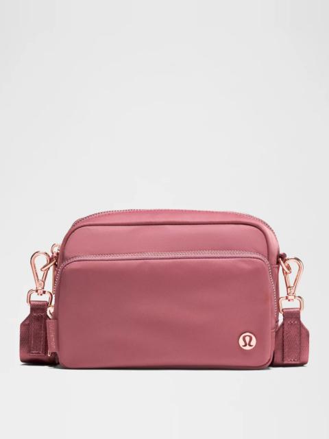 lululemon Everywhere Crossbody Bag 2L *Metal Hardware
