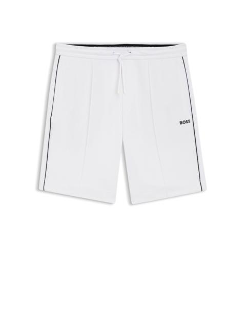 BOSS PIPED-TRIM SHORTS IN A COTTON BLEND