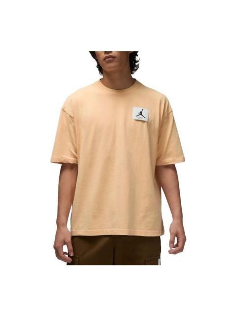 Jordan Air Jordan Flight Essentials Oversize T-shirt Asia Sizing 'Gold' DZ0605-251
