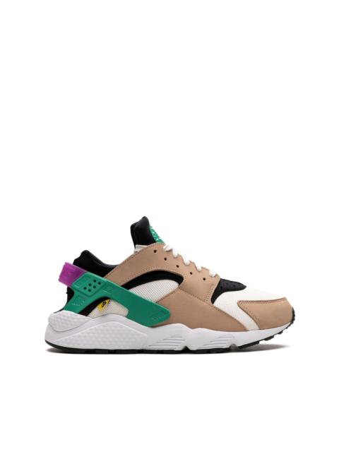 Air Huarache "Moving Company" sneakers