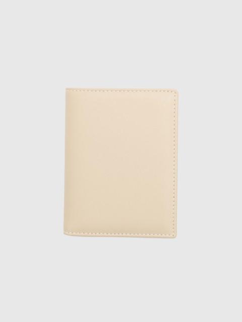 CLASSIC LEATHER BI-FOLD WALLET