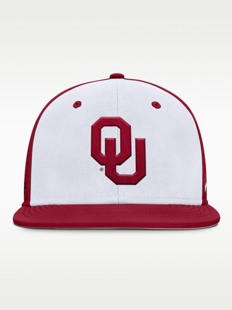 Nike Oklahoma Sooners Dugout True Men’s Nike Dri-FIT College Fitted Hat