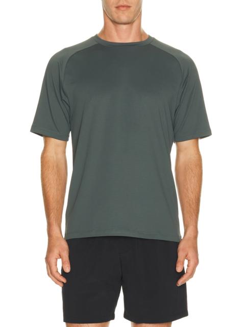 BEYOND YOGA All in Active Tee