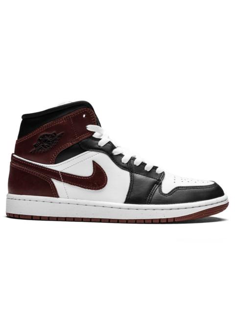Jordan AIR JORDAN 1 MID SE - WHITE/DARK/PONY BLACK