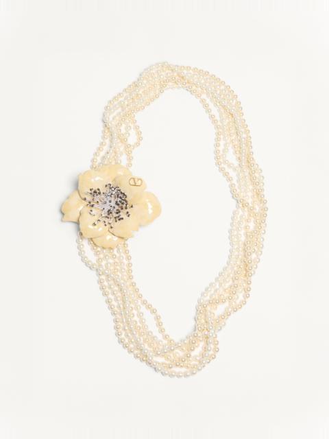 Valentino FLEUR LUMINEUSE NECKLACE IN METAL, ENAMEL, PEARLS AND FABRIC