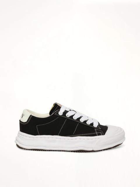 Maison MIHARAYASUHIRO Jackson Canvas Low Top Sneakers in Black
