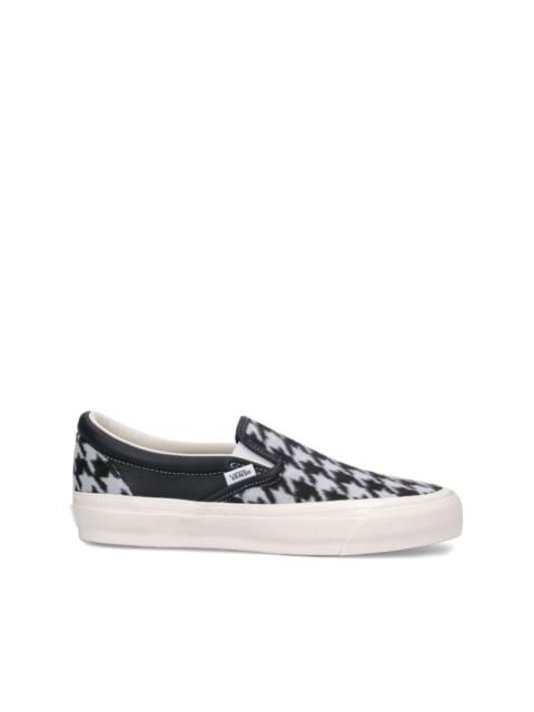 Vans Premium Slip-On 98 sneakers