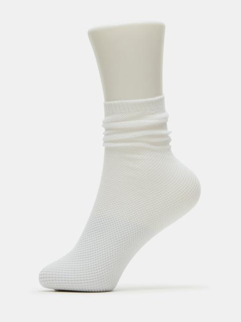 STEVE MADDEN FISHNET SLOUCHY CREW SOCKS WHITE