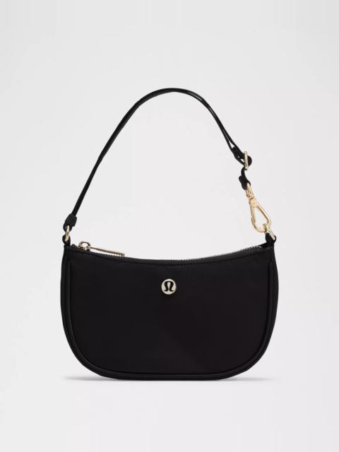 lululemon City Essentials Mini Shoulder Bag 1L