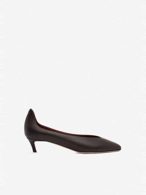MAGDA BUTRYM Almond pumps in brown leather